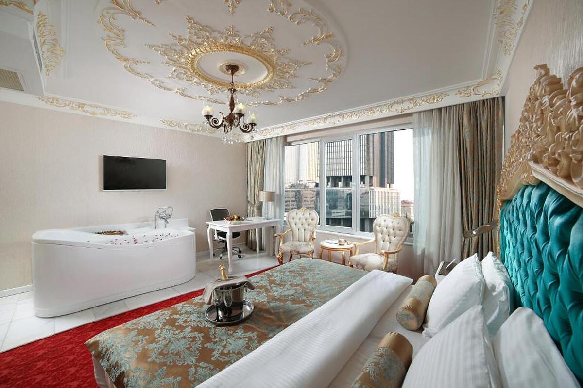 Monarch Hotel Istanbul