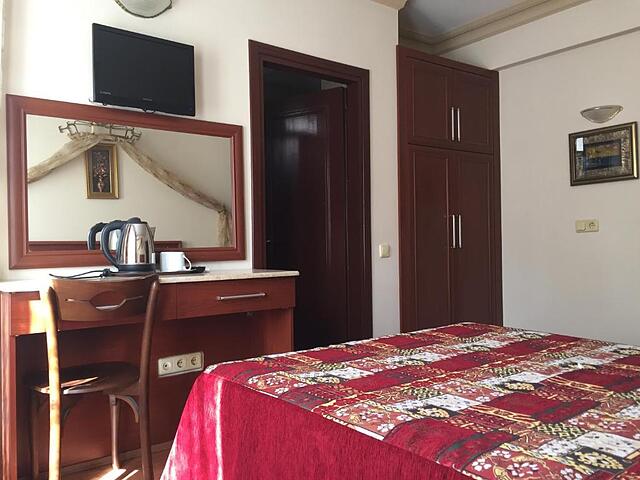 Peninsulacity Hotel