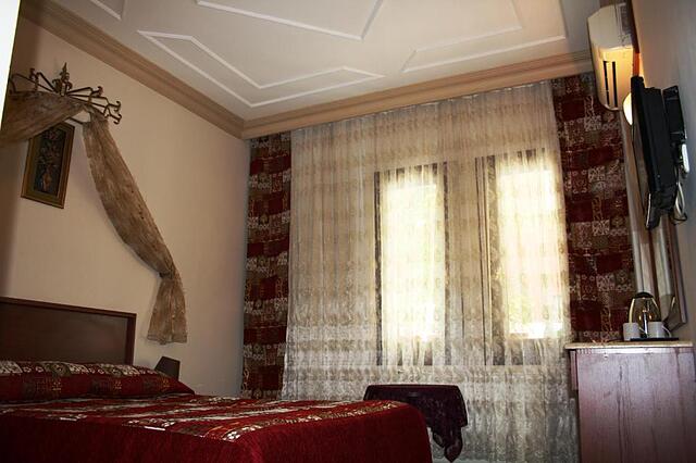 Peninsulacity Hotel