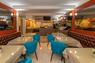 Blue Gilroy Hotel