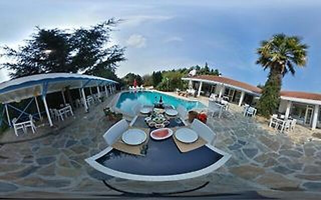 Cakirkeyif Hotel