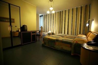 آیدیا هتل رما نومنتانا