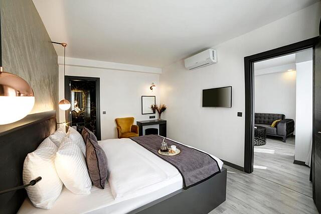 Seya Suites Hotel