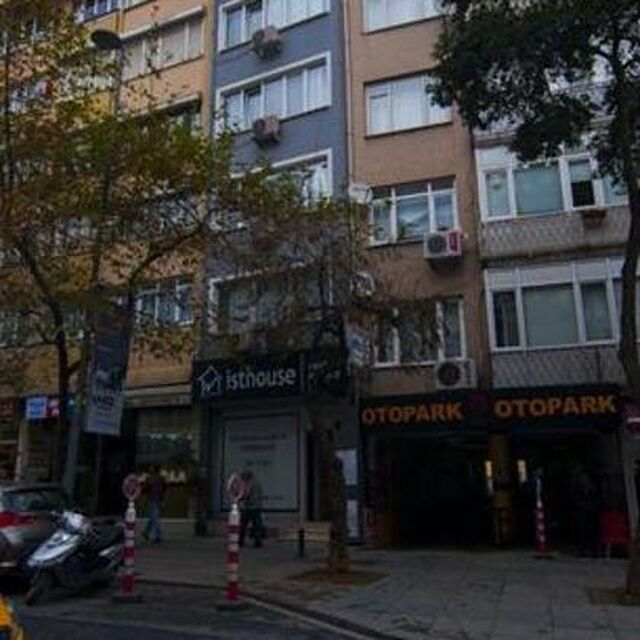 Isthouse Ii