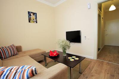 Alsancak City Hostel