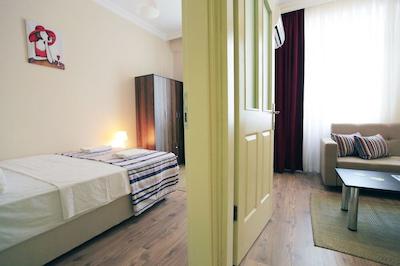 Alsancak City Hostel