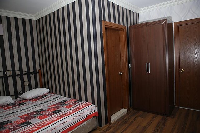 Kisikpet Hotel