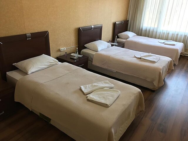 Kisikpet Hotel