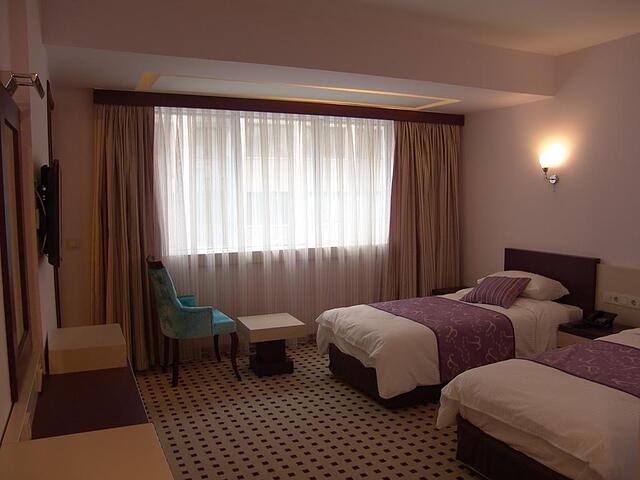 Izan Hotel