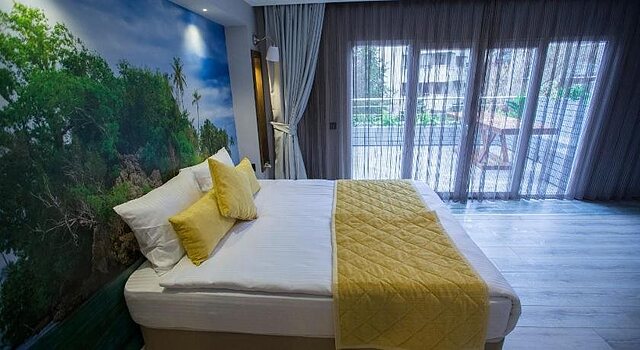 Double Bond House Spa