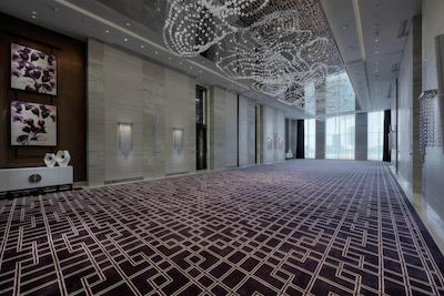 پولمن دبی داون تاون هتل