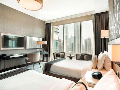 پولمن دبی داون تاون هتل