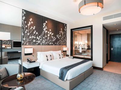 پولمن دبی داون تاون هتل