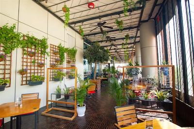 پولمن دبی داون تاون هتل