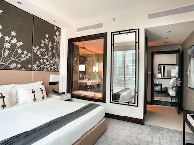 پولمن دبی داون تاون هتل