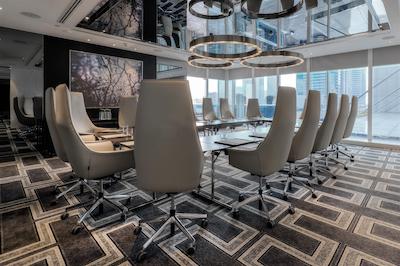 پولمن دبی داون تاون هتل