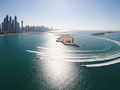 پولمن دبی داون تاون هتل