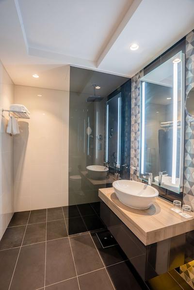 Radisson Hotel Dubai DAMAC Hills