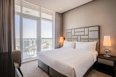 Radisson Hotel Dubai DAMAC Hills