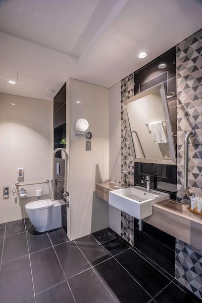 Radisson Hotel Dubai DAMAC Hills