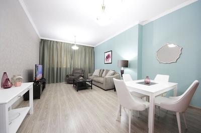 Al Nujoom by New Arabian Holiday Homes