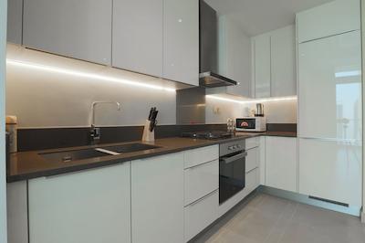 Marina Gate 2 by OYO Rooms