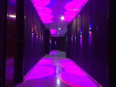 وایت سند هتل