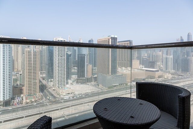 Global Lake View by HiGuests Vacation Homes