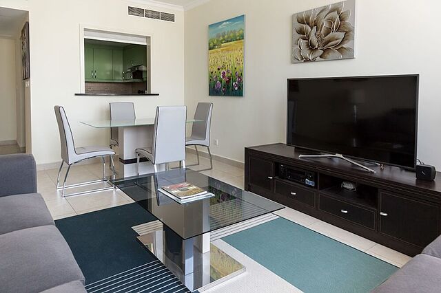 Global Lake View by HiGuests Vacation Homes