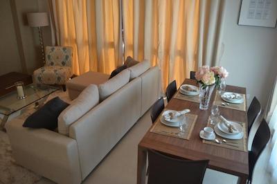 Claren Tower by Vacation Bay