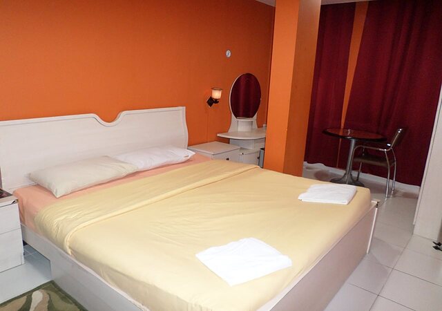 Emirates Hotel