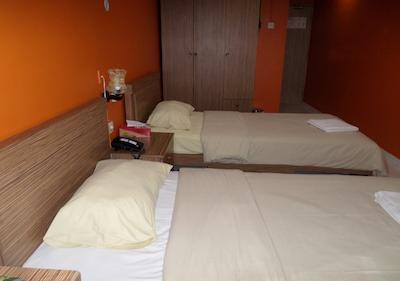 Emirates Hotel