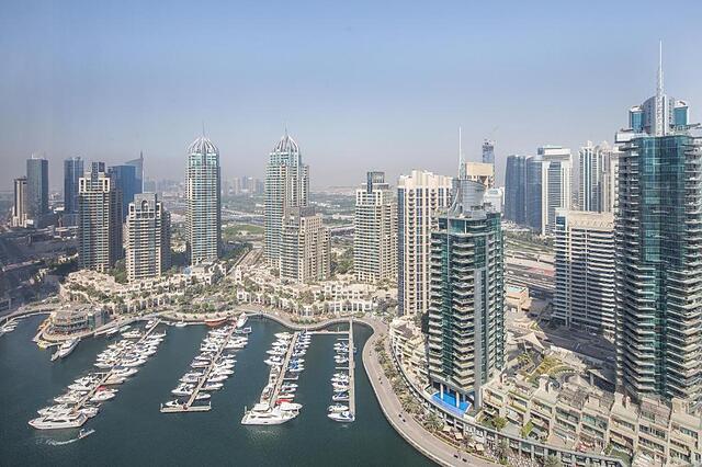 Marina Tower by Frank Porter