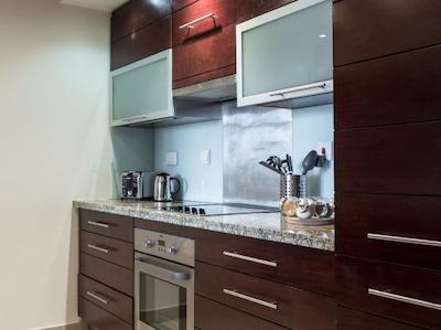 Capital Bay by HiGuests Vacation Homes