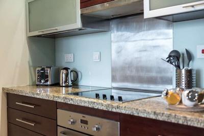 Capital Bay by HiGuests Vacation Homes