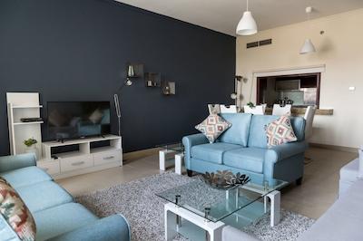 Capital Bay by HiGuests Vacation Homes