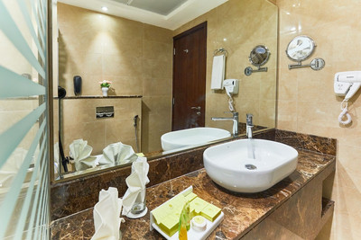Rose Plaza Hotel