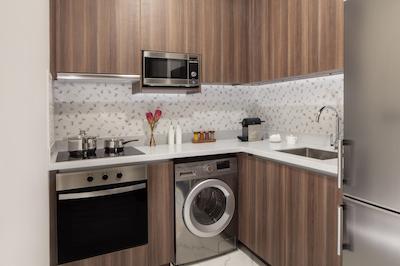 آوانی پالم ویو دوبی هتل اند سوئیت