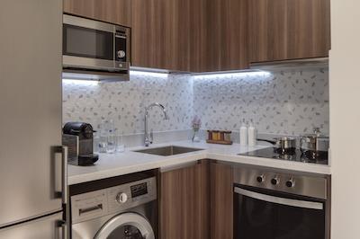 آوانی پالم ویو دوبی هتل اند سوئیت