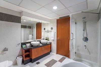 Park Tower by HiGuests Vacation Homes