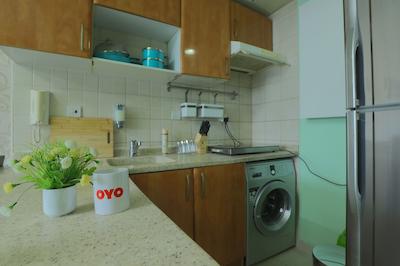 Dubai Gate 1 by OYO Rooms