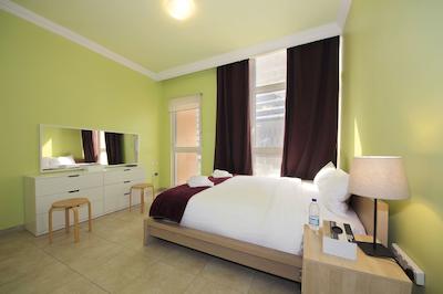 Venetian Tower by Signature Holiday Homes