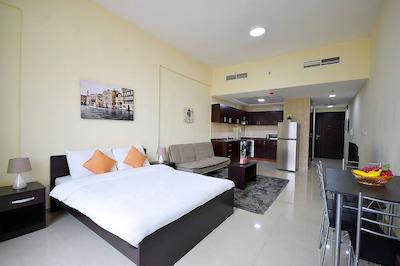 Frankfurt by Key Host