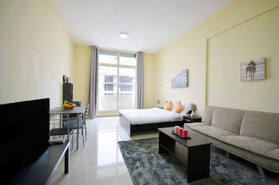 Frankfurt by Key Host