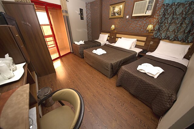 OYO 329 Down Town Hotel