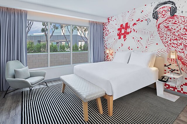 Radisson RED Hotel Dubai Silicon Oasis
