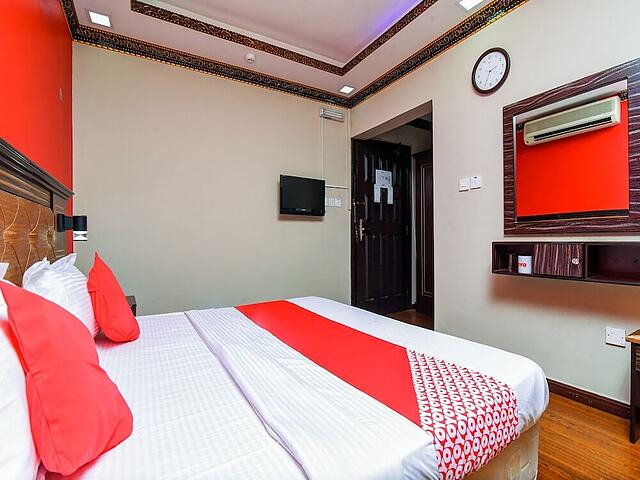 Blue Diamond Hotel