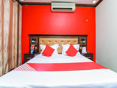 Blue Diamond Hotel