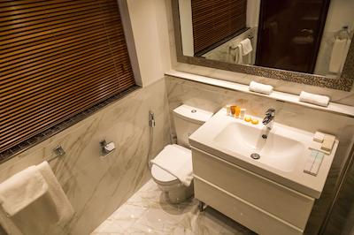 Al Mesk Tower by Yanjoon Holiday Homes