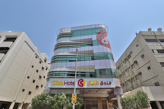 OYO 101 Click Hotel